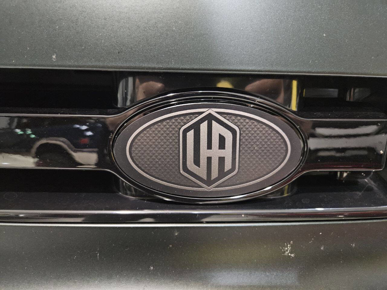 Used 2025 Land Rover Defender 110 V8 image 20