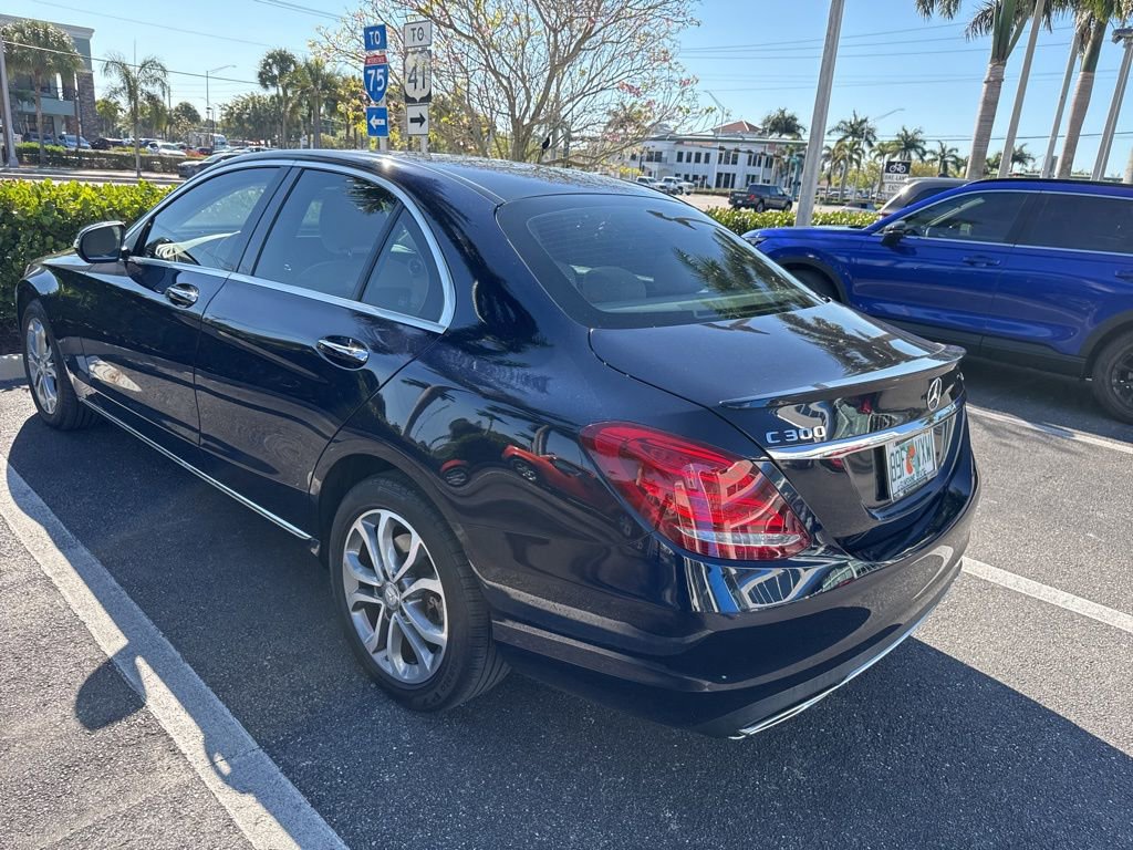 Used 2016 Mercedes-Benz C 300 4MATIC Sedan image 3