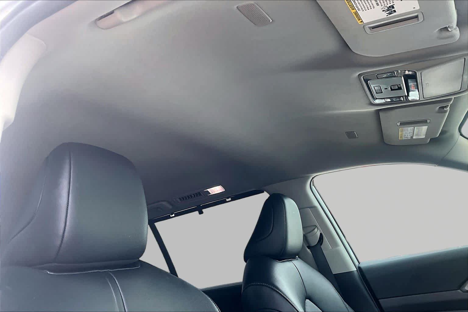 Used 2025 Toyota Grand Highlander AWD image 14
