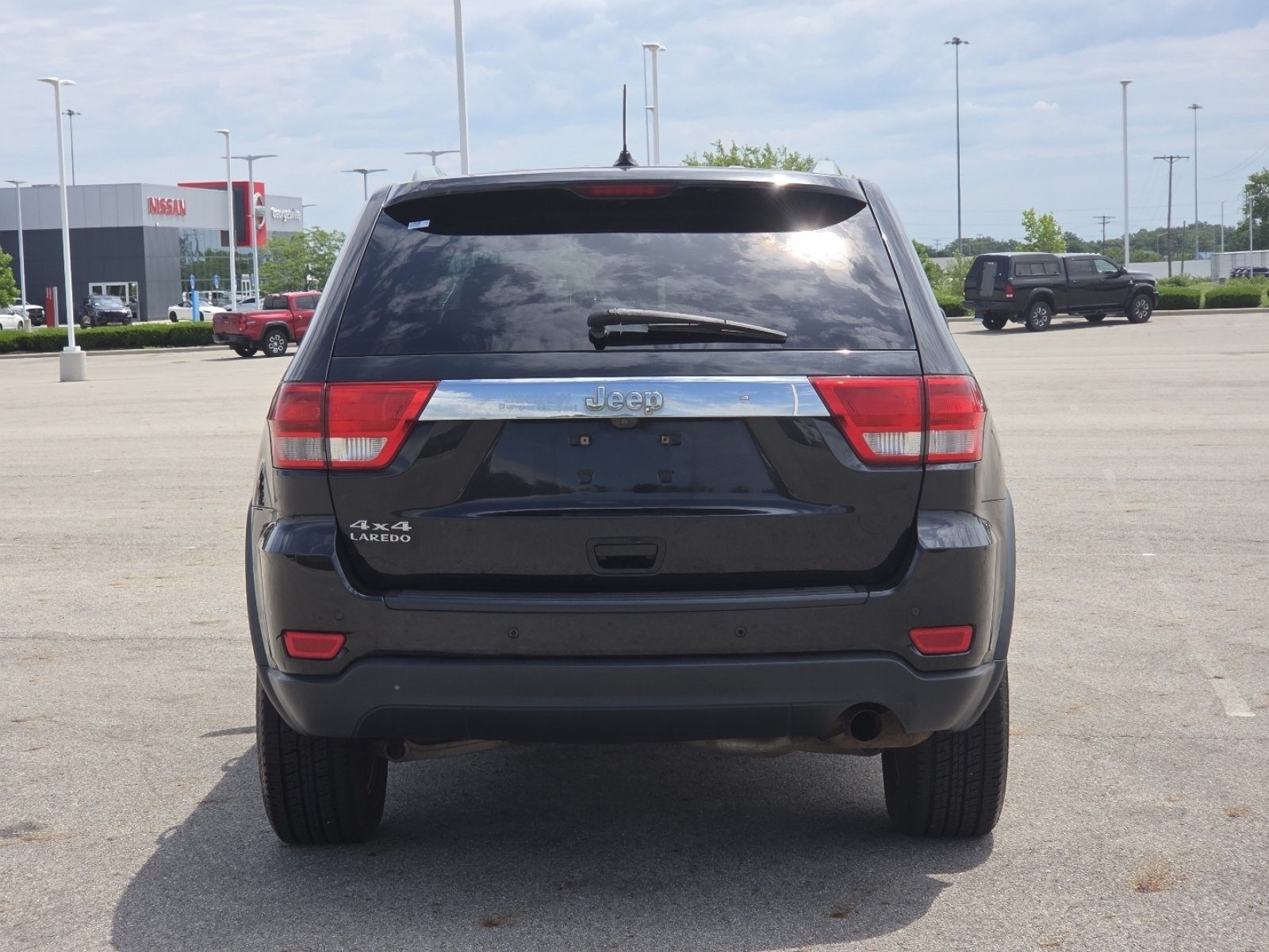 Used 2012 Jeep Grand Cherokee Laredo AWD/4WD image 15