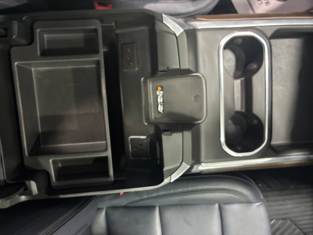 Used 2025 Chevrolet Silverado 2500 High Country w/ High Country Premium Package AWD/4WD image 28