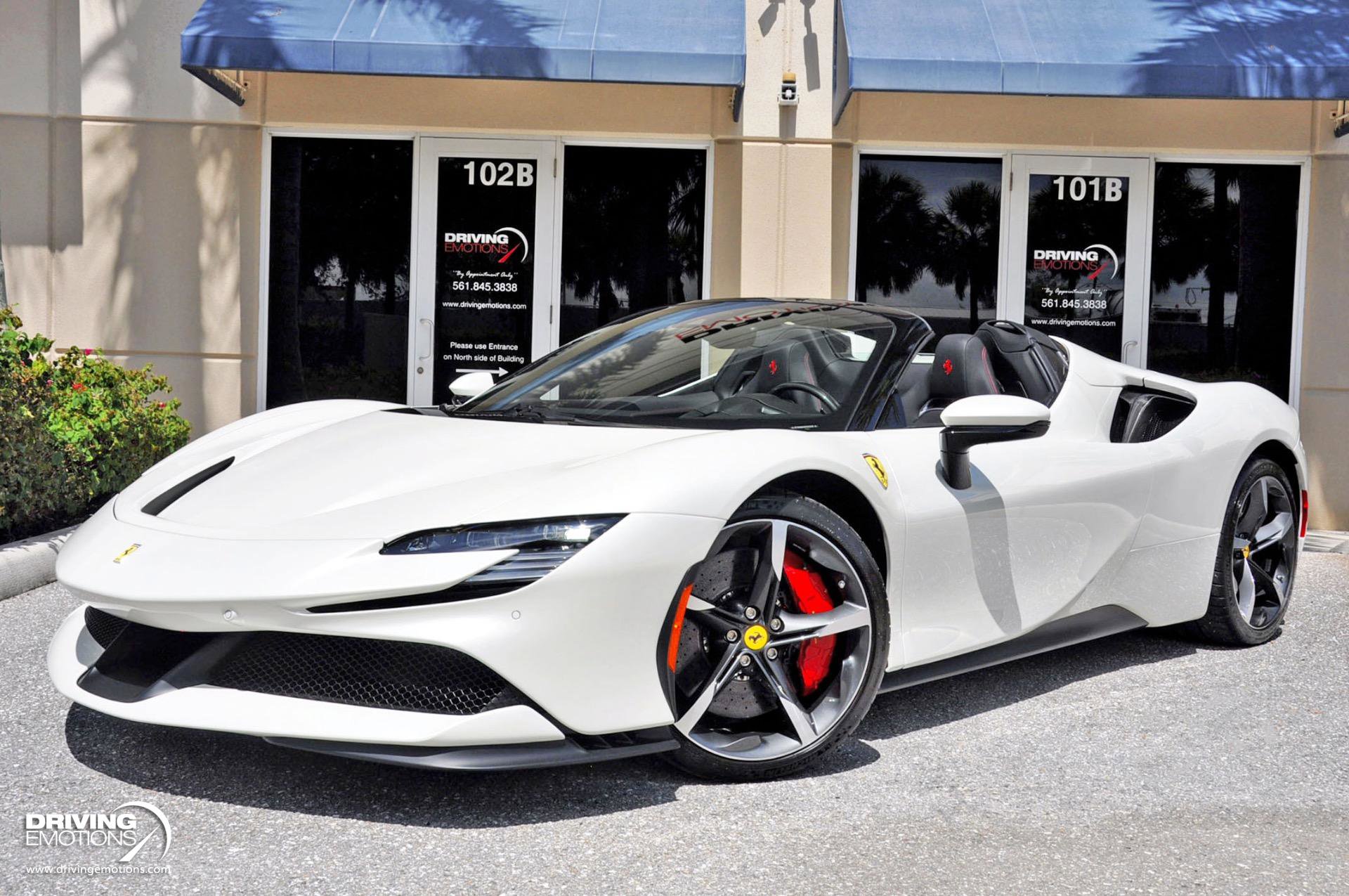 Used 2024 Ferrari SF90 Spider image 40