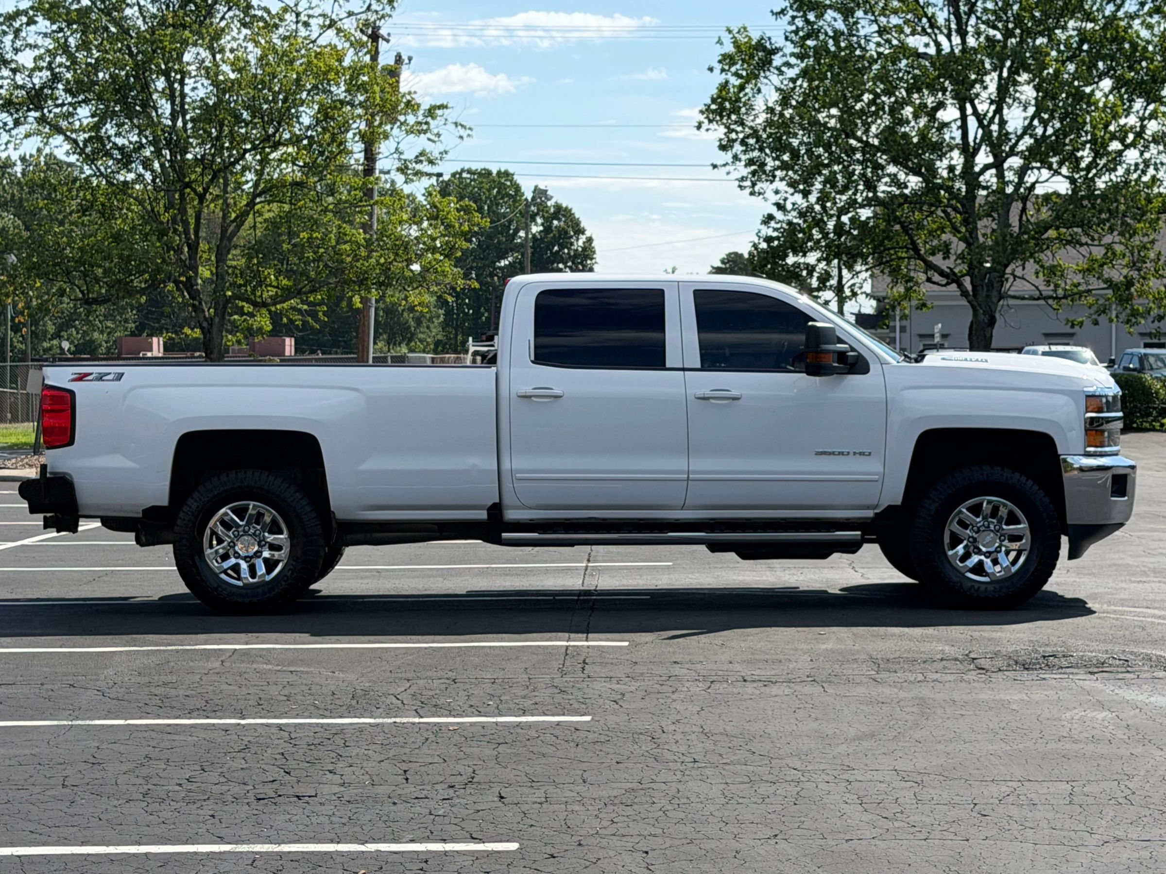 Used 2018 Chevrolet Silverado 3500 LT w/ LT Convenience Package AWD/4WD image 5