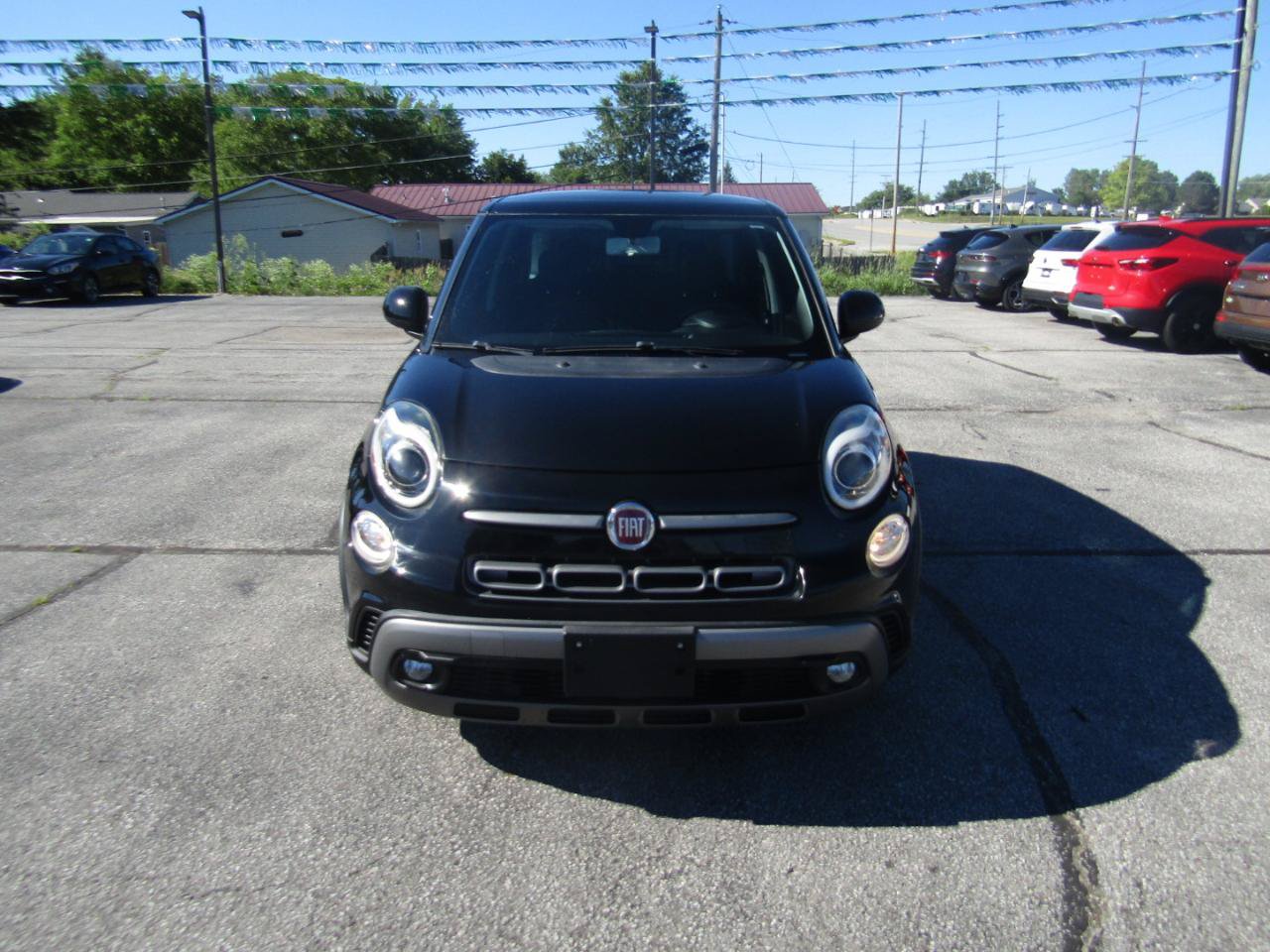 Used 2019 FIAT 500L Trekking FWD image 2