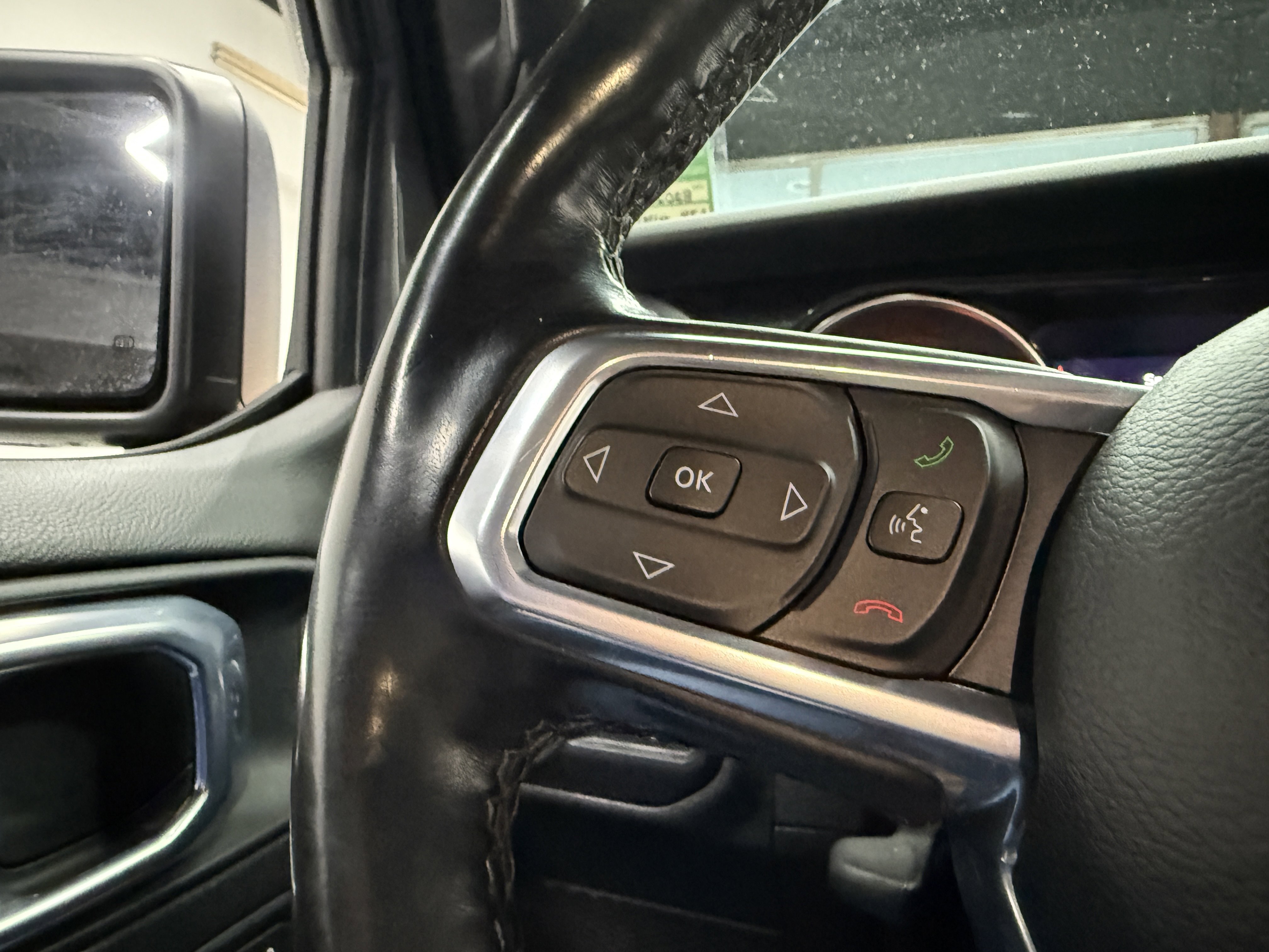 Used 2021 Jeep Wrangler Unlimited Sahara image 14