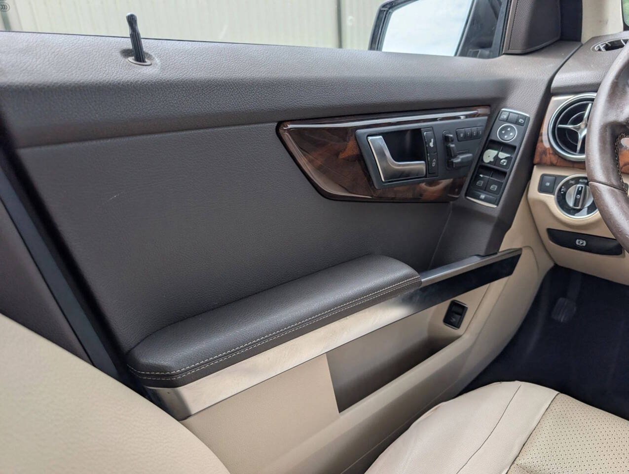 Used 2014 Mercedes-Benz GLK 250 BlueTEC 4MATIC image 39