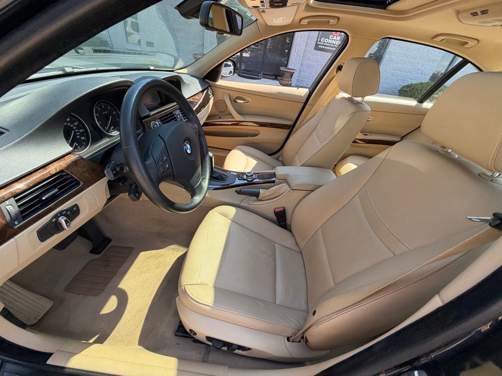 Used 2009 BMW 328i xDrive Sedan AWD/4WD image 19