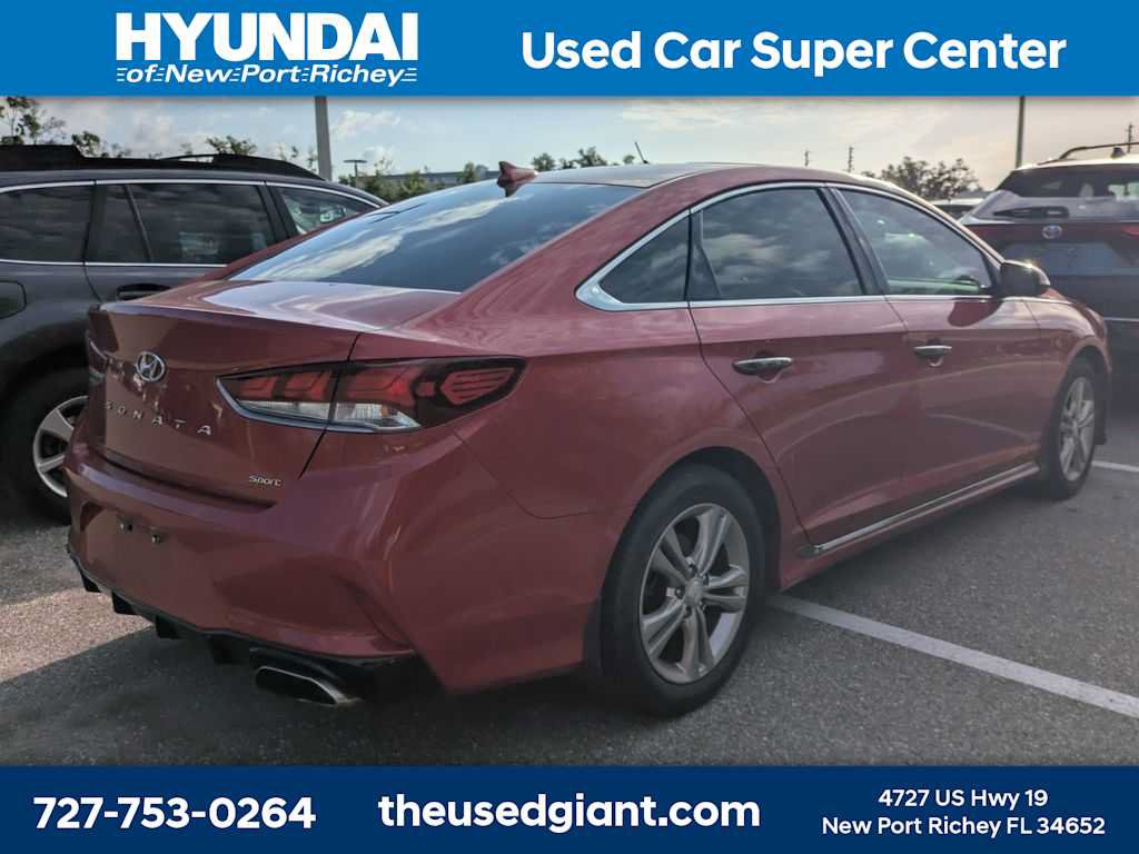Used 2019 Hyundai Sonata Sport FWD image 2