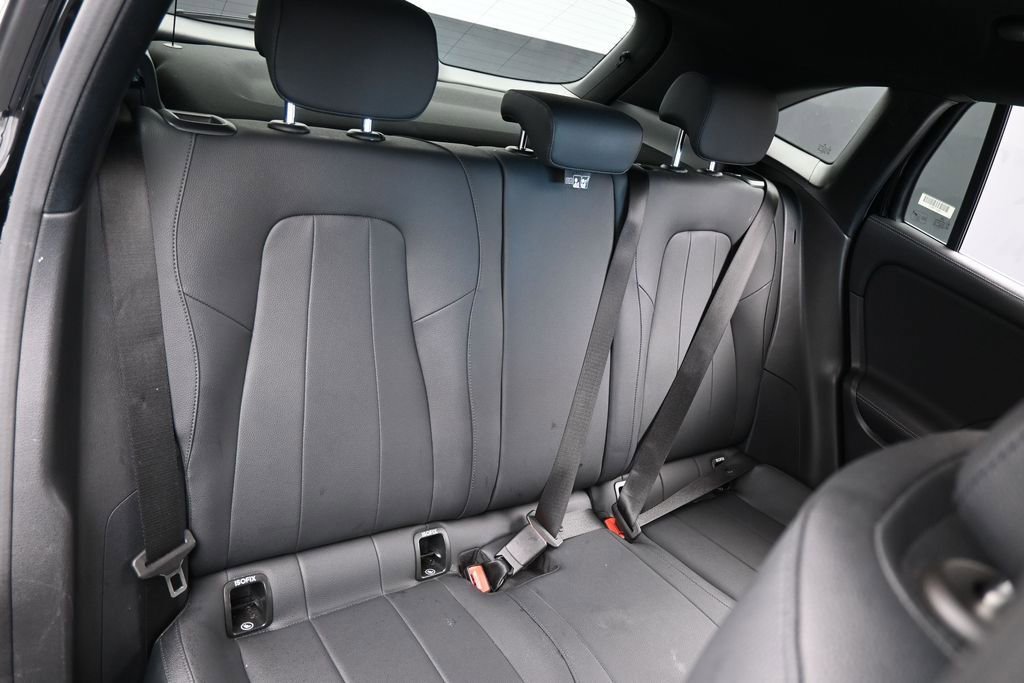Used 2025 Mercedes-Benz GLA 250 image 37