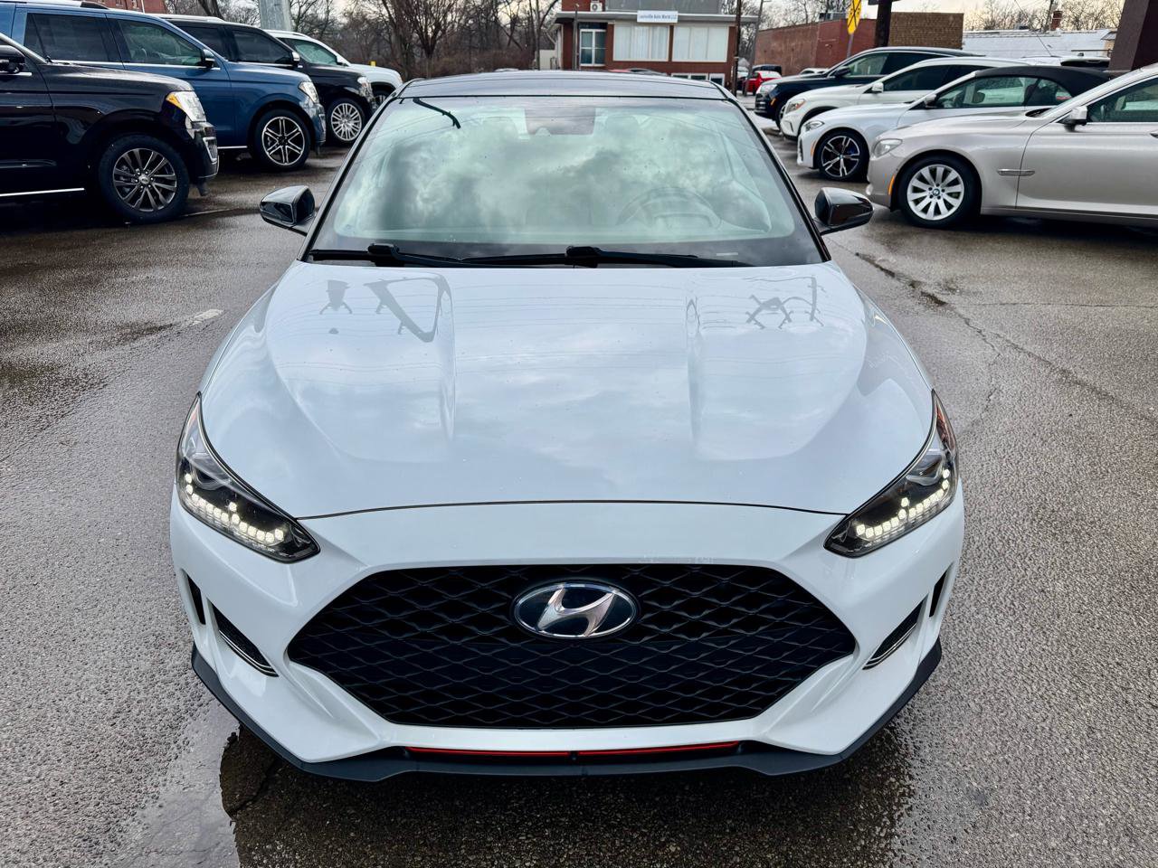 Used 2019 Hyundai Veloster Turbo Ultimate image 9