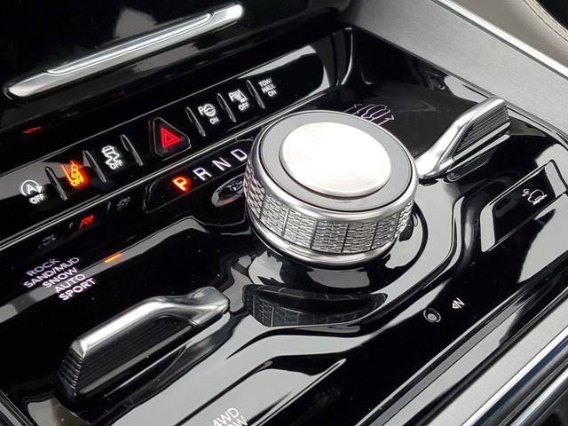 New 2025 Jeep Wagoneer Series II image 11