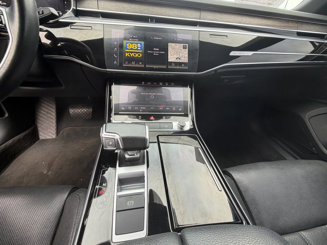 Used 2021 Audi A8 L 3.0T w/ Executive Plus Package image 23