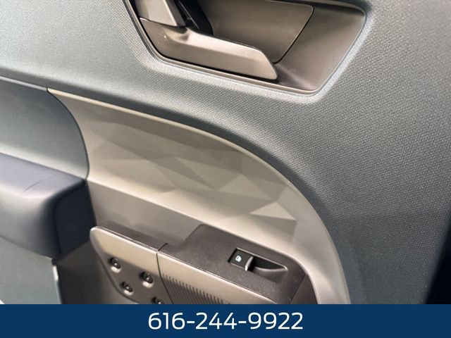 New 2025 Ford Maverick Lariat w/ Black Appearance Package image 18