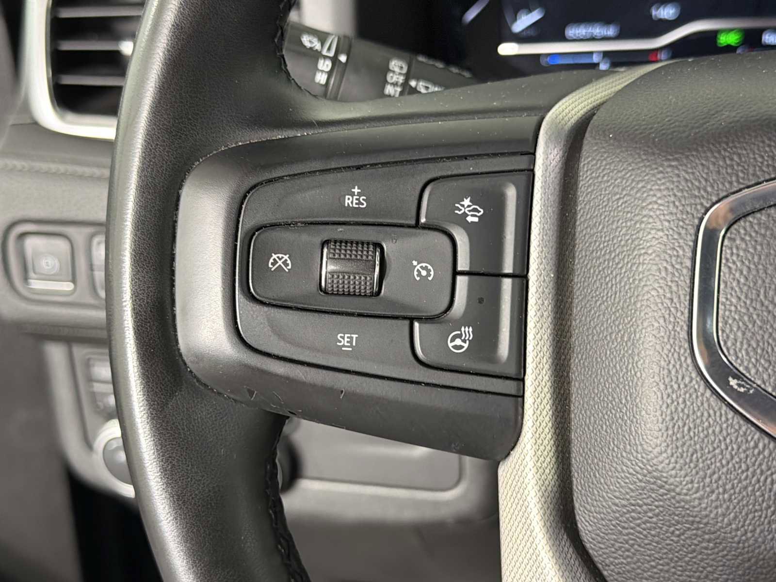 Certified 2023 GMC Yukon Denali AWD/4WD image 25