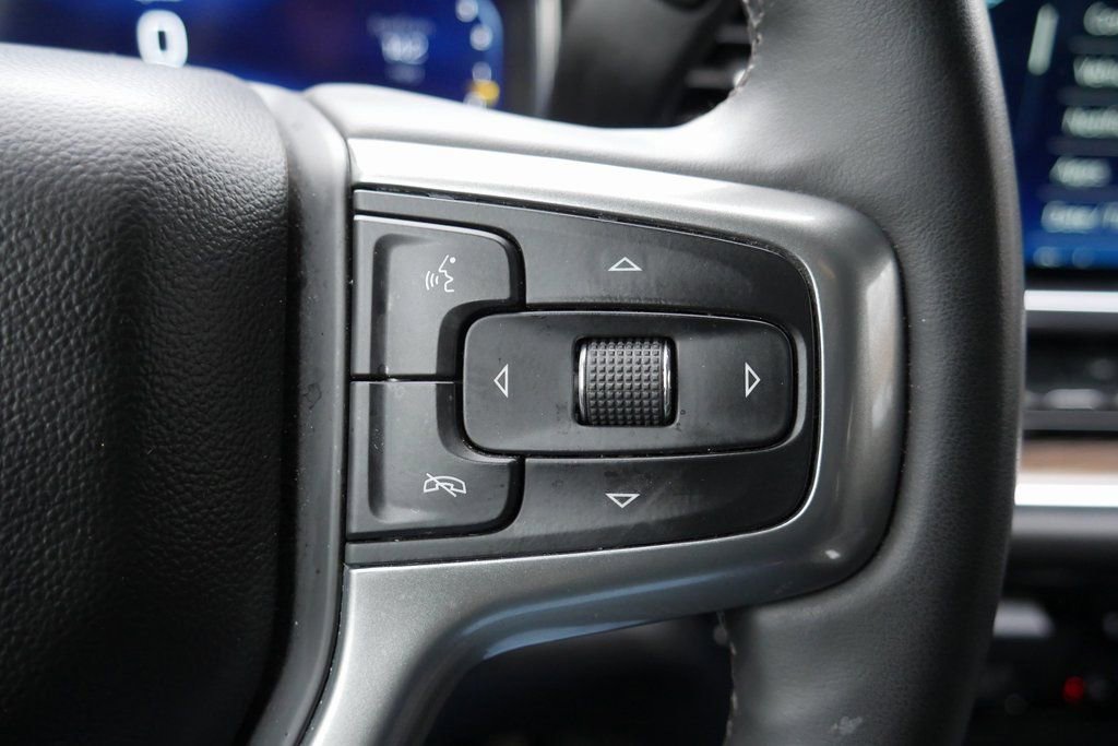 Used 2025 Chevrolet Silverado 1500 LT image 14