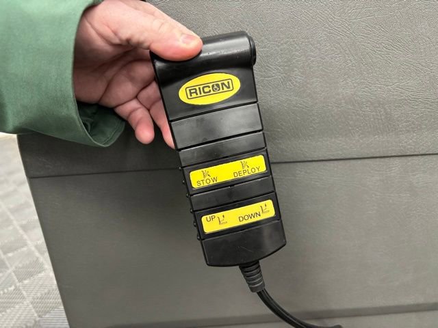 Used 2022 GMC Savana 2500 Mobility w/ Enhanced Convenience Package image 10