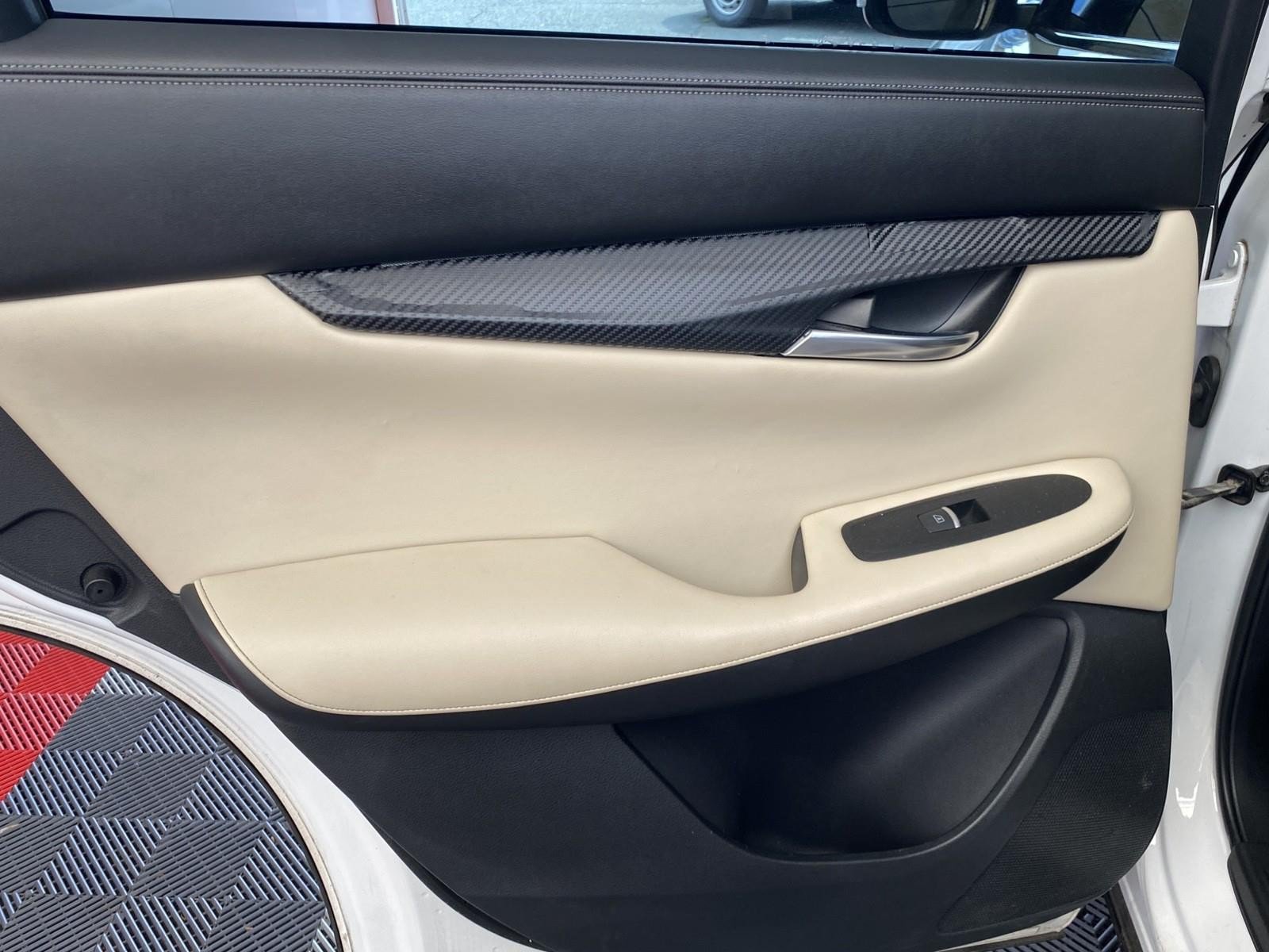 Used 2019 INFINITI QX50 Luxe AWD/4WD image 17