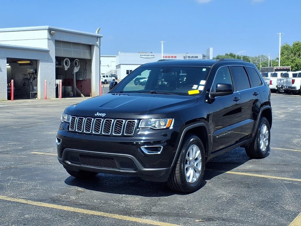 Certified 2021 Jeep Grand Cherokee Laredo X AWD/4WD image 2