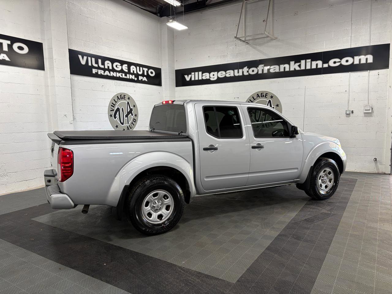 Used 2021 Nissan Frontier S AWD/4WD image 3
