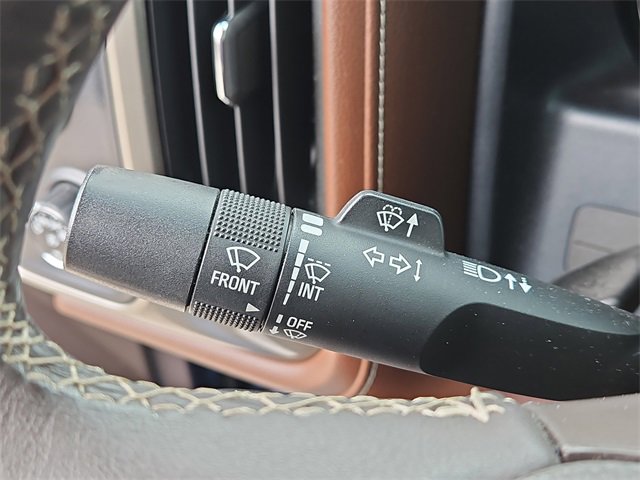 Used 2018 Chevrolet Silverado 1500 High Country image 23