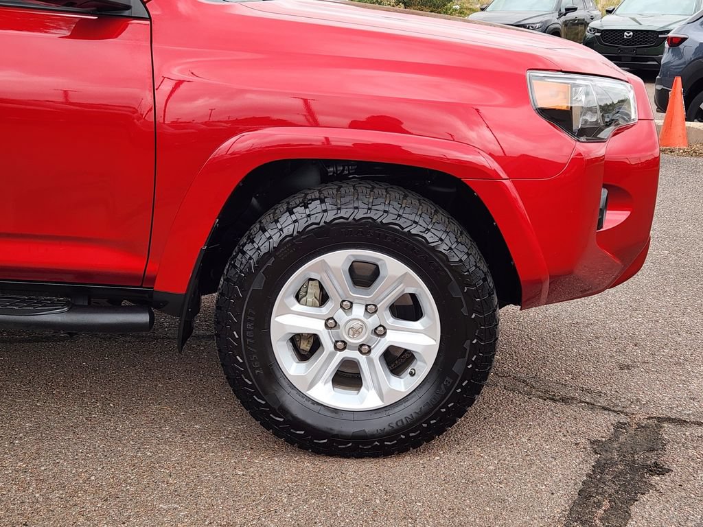 Used 2018 Toyota 4Runner SR5 Premium AWD/4WD image 29