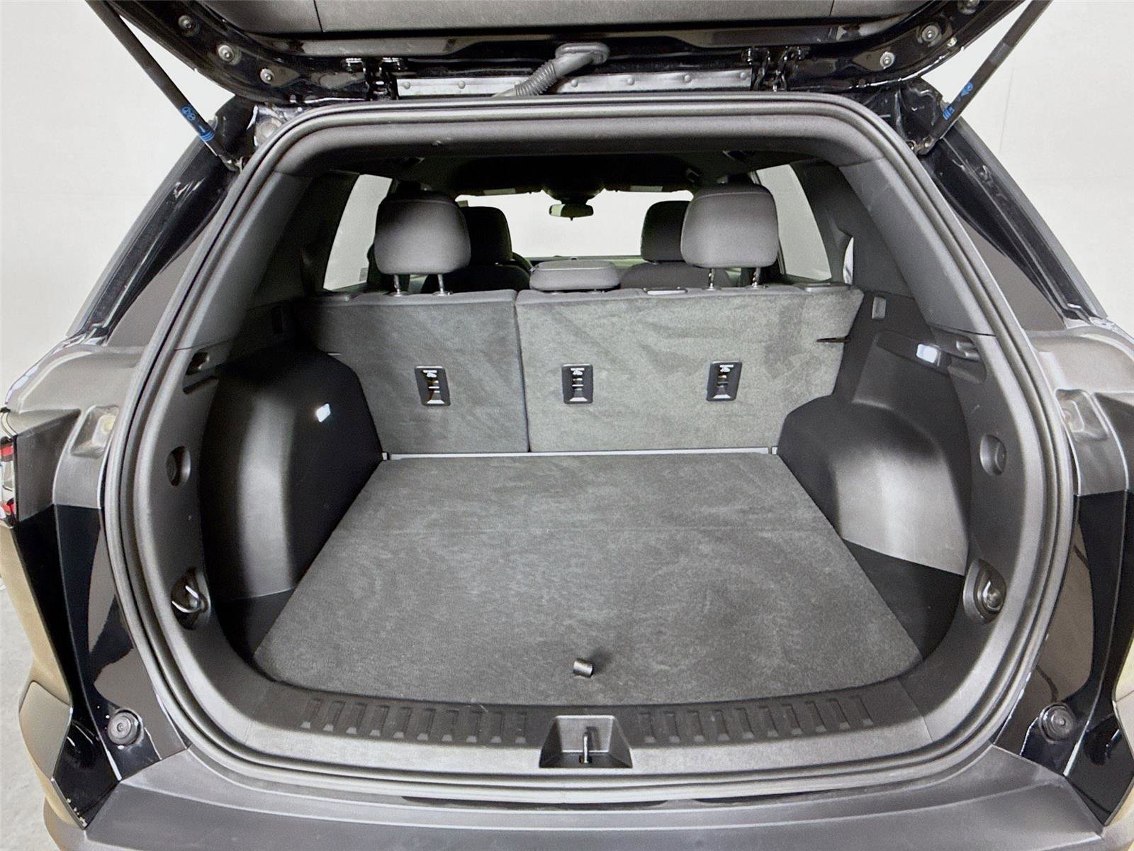 Used 2025 Chevrolet Equinox LT AWD/4WD image 26