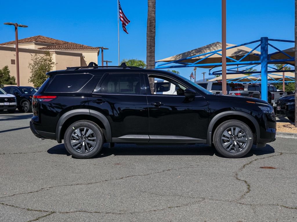 New 2026 Nissan Pathfinder SV image 3