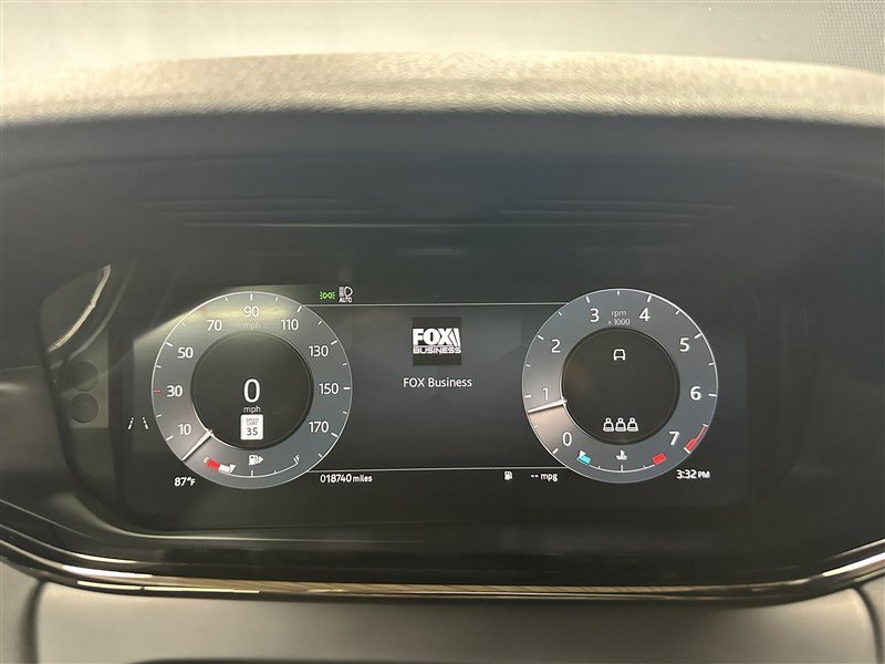 Used 2024 Land Rover Range Rover Evoque Dynamic SE AWD/4WD image 25