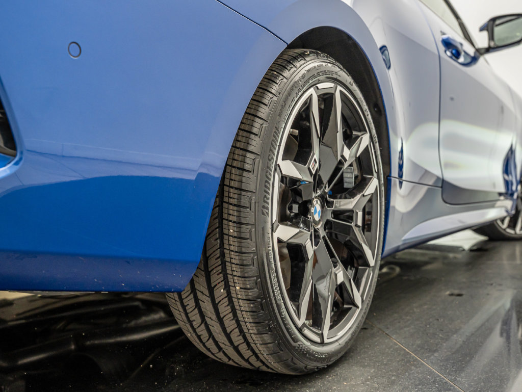Used 2026 BMW M440i Coupe RWD image 48