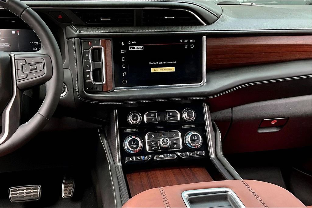 Used 2023 GMC Yukon Denali Ultimate AWD/4WD image 9