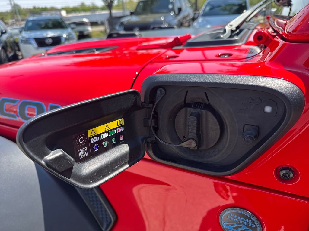 Used 2023 Jeep Wrangler Unlimited Rubicon 4xe image 37
