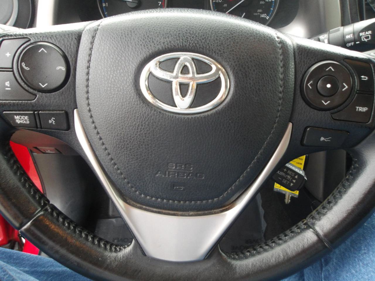Used 2017 Toyota RAV4 XLE w/ Plus Special Value Package FWD image 20
