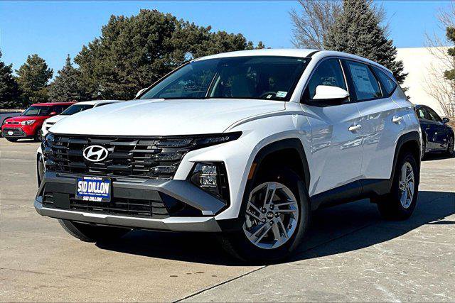 New 2025 Hyundai Tucson SE image 1