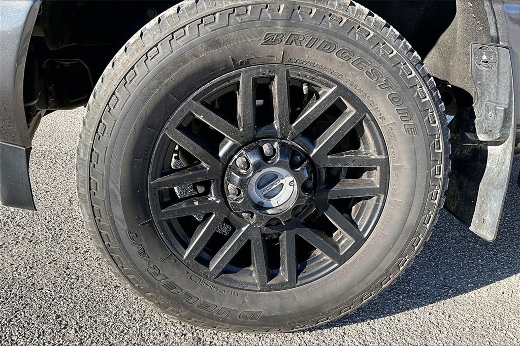 Used 2019 Ford F250 Lariat image 9