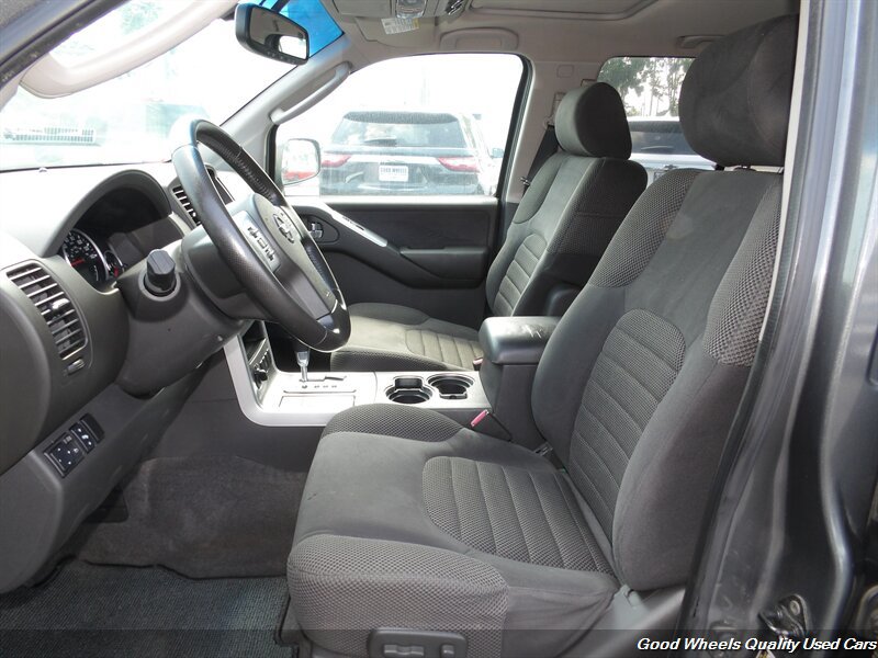 Used 2008 Nissan Pathfinder SE w/ Premium Pkg AWD/4WD image 13