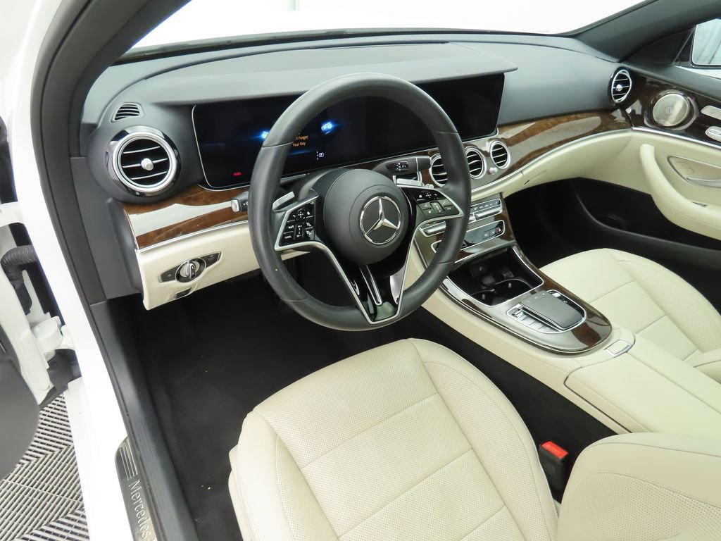 Used 2023 Mercedes-Benz E 350 Sedan image 9