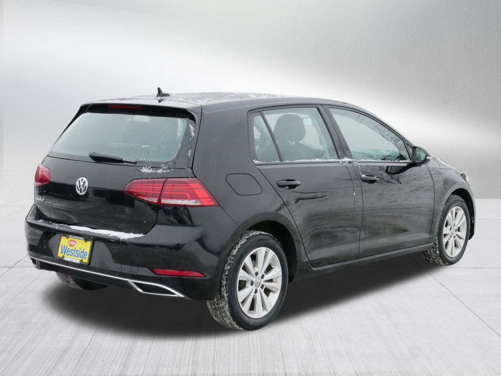 Used 2020 Volkswagen Golf 4-Door image 7