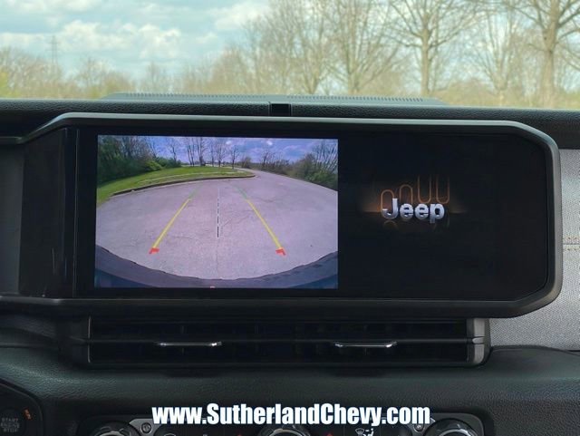 Used 2024 Jeep Wrangler Unlimited AWD/4WD image 31