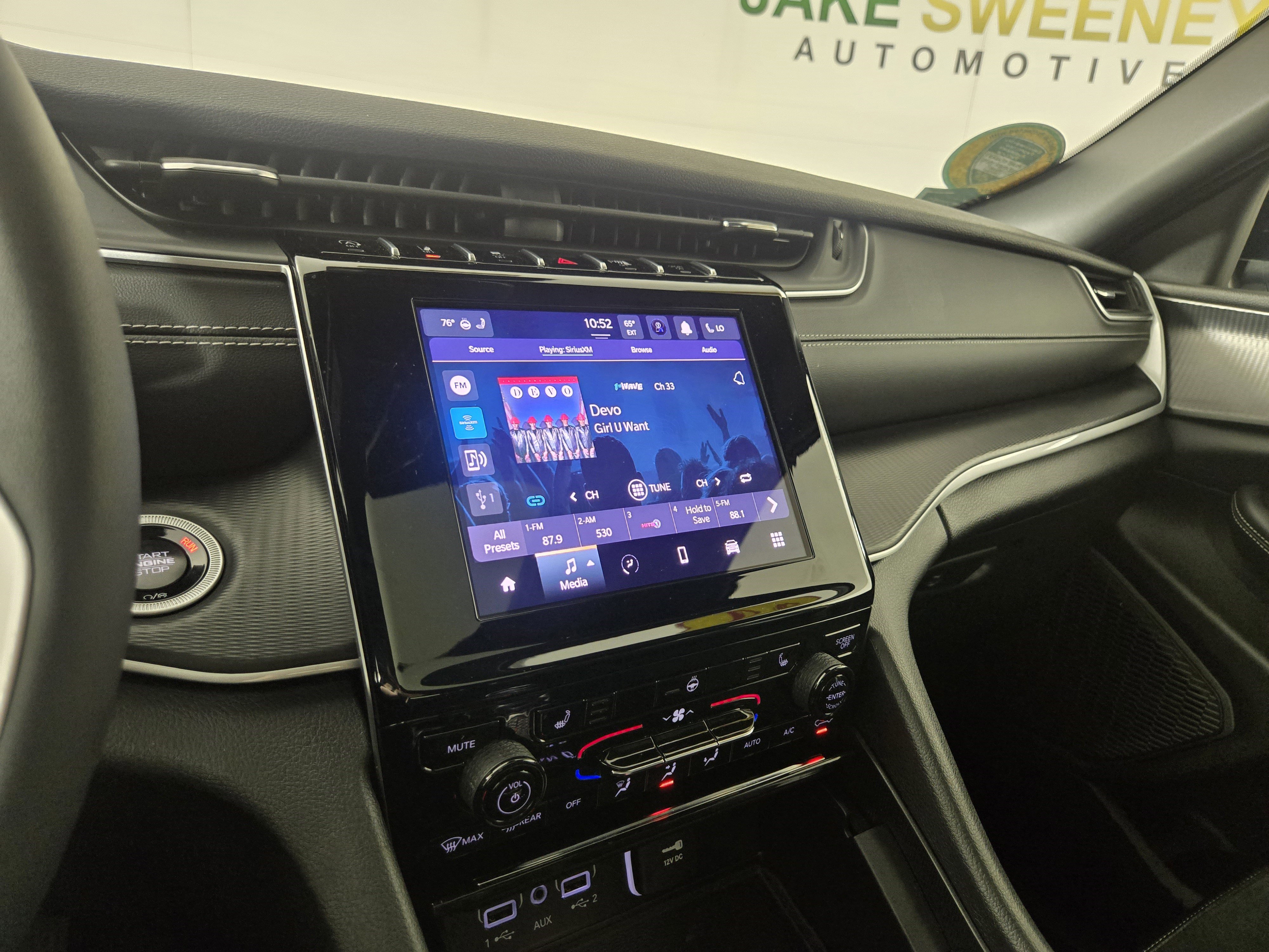 Certified 2024 Jeep Grand Cherokee L Altitude image 21