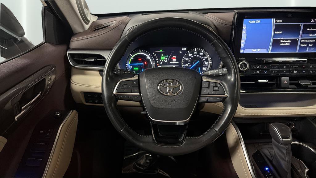 Used 2020 Toyota Highlander Platinum AWD/4WD image 22