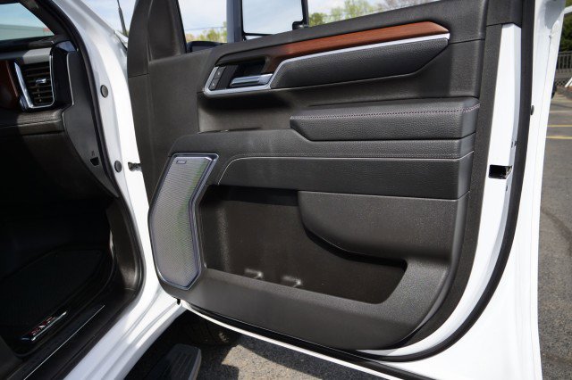 Used 2026 GMC Sierra 3500 Denali w/ Denali Reserve Package image 41