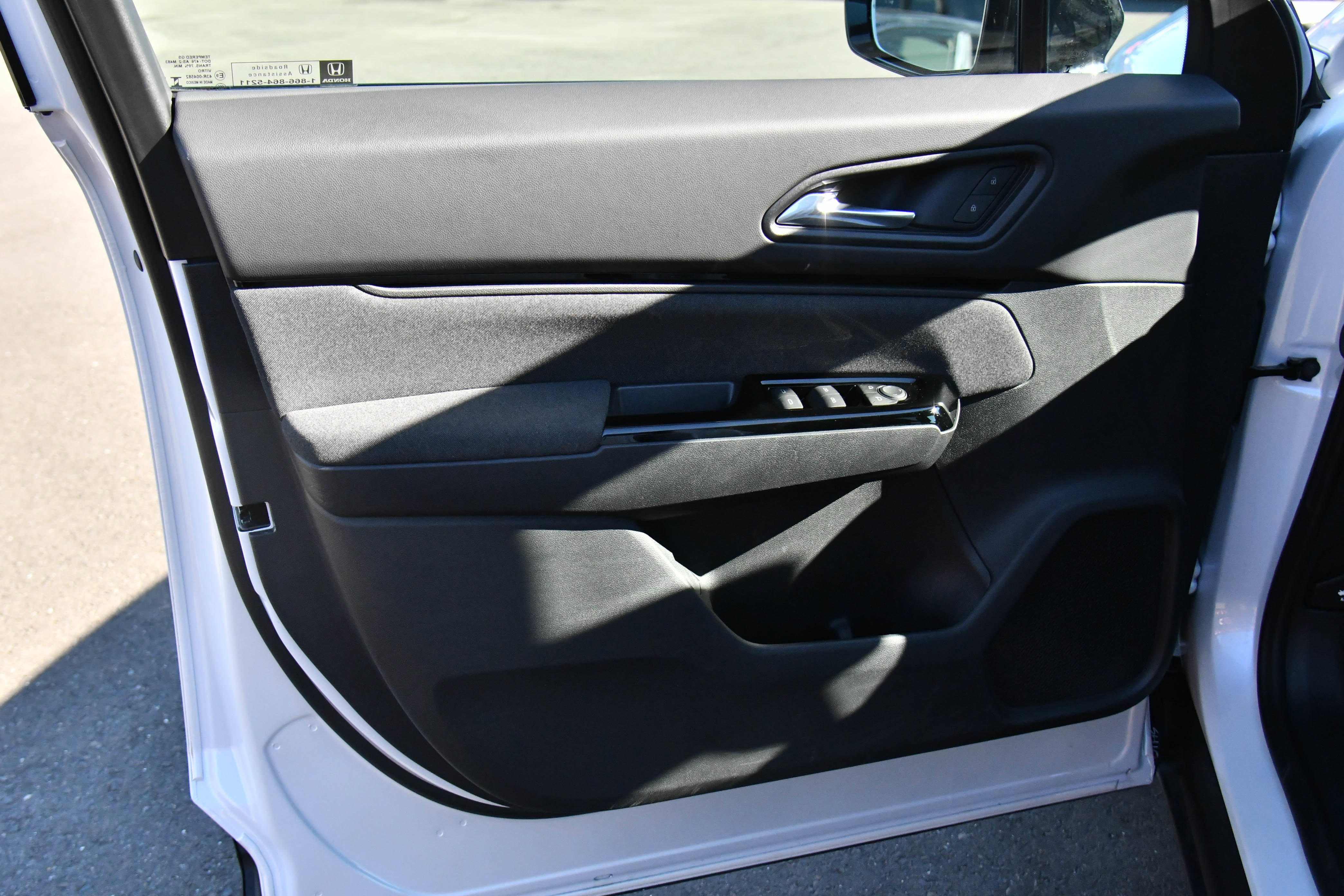 Used 2024 Honda Prologue EX image 14