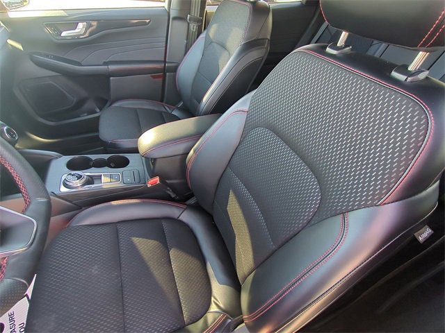 Used 2025 Ford Escape ST-Line w/ Equipment Group 301A image 21