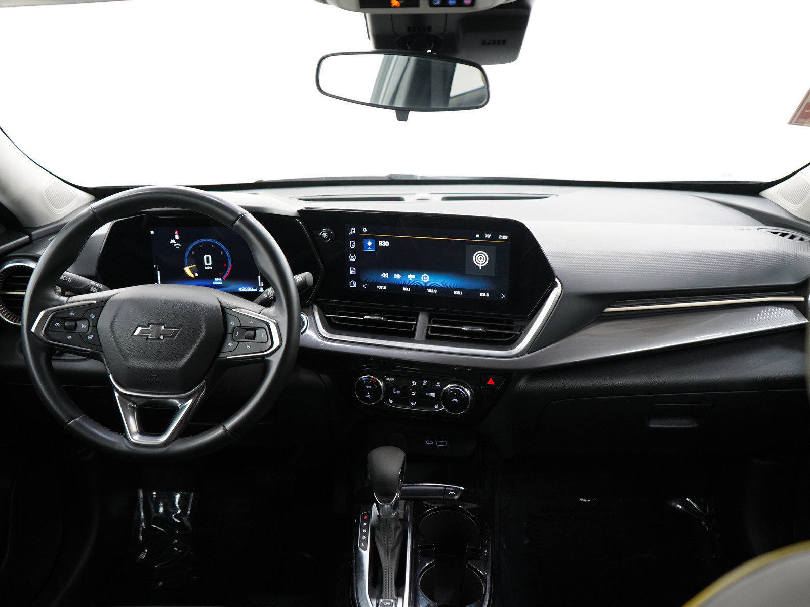 Used 2024 Chevrolet Trax ACTIV FWD image 13