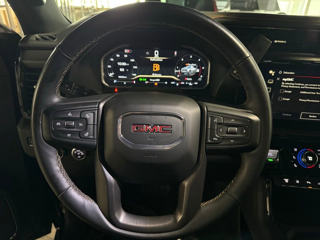 Used 2024 GMC Sierra 2500 AT4 w/ AT4 Premium Plus Package image 9