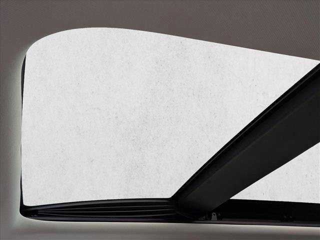 Used 2017 Chrysler Pacifica Limited w/ Advanced Safetytec Group image 16