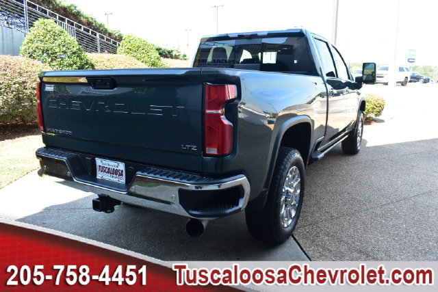 Used 2025 Chevrolet Silverado 2500 LTZ w/ LTZ Premium Package AWD/4WD image 11