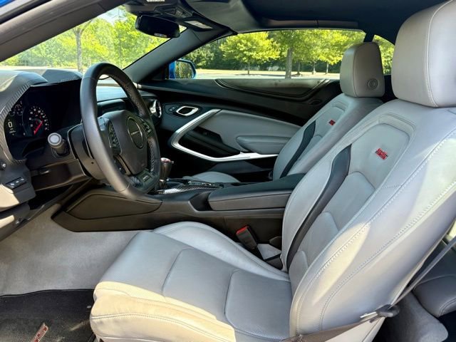 Used 2017 Chevrolet Camaro SS RWD image 27