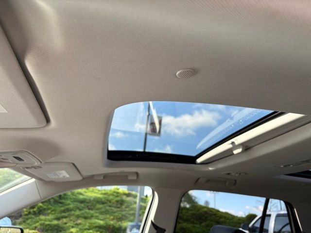 Used 2019 Chevrolet Traverse RS w/ LPO, Floor Liner Package image 14