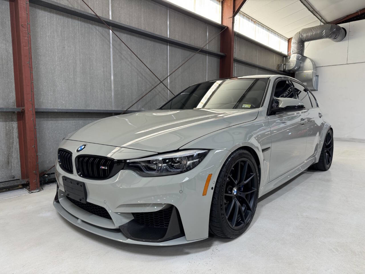 Used 2018 BMW M3 image 3